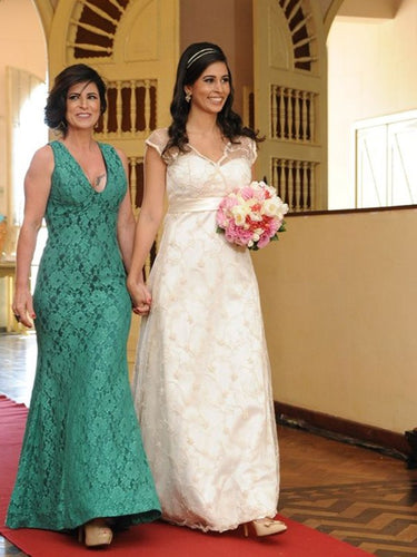 Savannah Sheath/Column Lace V-neck Sleeveless Floor-Length Mother of the Bride Dresses XXCP0020447