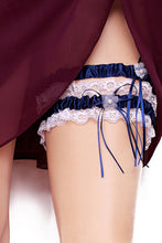 Load image into Gallery viewer, 2-Piece/Classic Wedding Garters