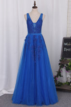 Load image into Gallery viewer, 2024 V Neck Prom Dresses A Line Tulle With Applique Open Back