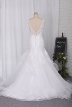 Load image into Gallery viewer, 2024 Wedding Dresses V Neck Open Back Tulle With Applique And Beads Mermaid