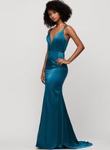 Load image into Gallery viewer, V-neck Charmeuse Urania Prom Dresses Sweep Trumpet/Mermaid Train