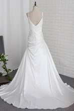 Load image into Gallery viewer, 2024 Classic Spaghetti Straps Elastic Satin Bridal With Beading