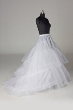 Load image into Gallery viewer, Women Tulle/Polyester Sweep Train Length 3 Tiers Petticoats P027