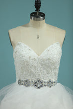 Load image into Gallery viewer, 2024 Sweetheart A Line Tulle Wedding Dresses With Applique And Sash