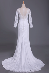 2022 Wedding Dresses Scoop Long Sleeves Spandex Court Train With Applique