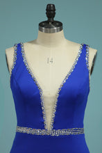Load image into Gallery viewer, 2024 Prom Dresses Mermaid V Neck Spandex With Beading Open Back