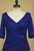 Load image into Gallery viewer, 2024 Dark Royal Blue Mother Of The Bride Dresses Chiffon V Neck With 3/4 Length Sleeves