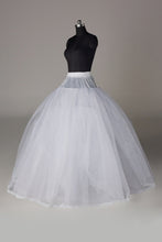 Load image into Gallery viewer, Women Tulle Netting/Polyester Floor Length 3 Tiers Petticoats P014