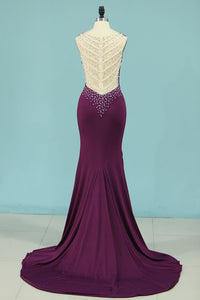 2024 Mermaid Prom Dresses V Neck Spandex With Beads And Slit