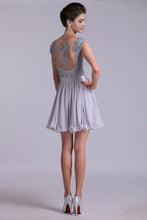 Load image into Gallery viewer, 2024 Off The Shoulder A-Line Homecoming Dresses With Applique Tulle And Chiffon