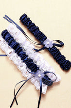 Load image into Gallery viewer, 2-Piece/Classic Wedding Garters