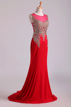 Load image into Gallery viewer, 2024 Red Prom Dresses Scoop Mermaid Sweep Spandex With Applique Sleeveless