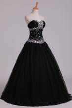 Load image into Gallery viewer, 2022 Prom Dresses Ball Gown Black Sweetheart Tulle With Rhinestone Floor Length