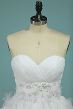 Load image into Gallery viewer, 2024 Short Sweetheart With Handmade Flowers White Wedding Dress Beaded