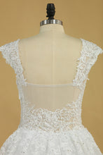 Load image into Gallery viewer, 2024 Plus Size Bridal Dresses A-Line Off The Shoulder Tulle Court Train White Zipper Back