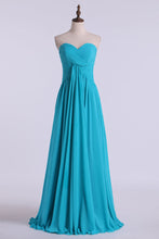 Load image into Gallery viewer, 2022 Prom Dresses A Line Floor Length Sweetheart Chiffon With Ruffles