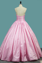 Load image into Gallery viewer, 2024 Sweetheart Quinceanera Dresses Ball Gown Taffeta With Appliques Lace Up